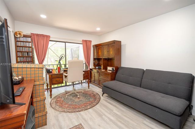3350 Torremolinos Ave F-40, Doral, FL 33178