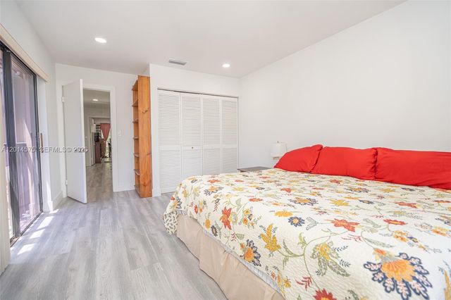 3350 Torremolinos Ave F-40, Doral, FL 33178