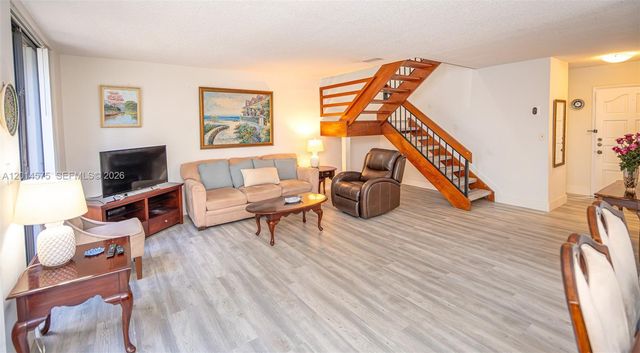 3350 Torremolinos Ave F-40, Doral, FL 33178