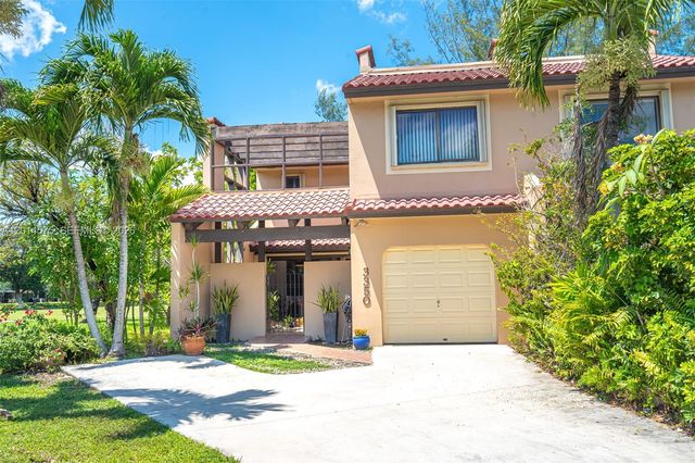 3350 Torremolinos Ave F-40, Doral, FL 33178
