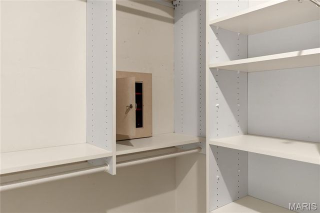 11620 Heather Dale Drive, Unincorporated, MO 63146