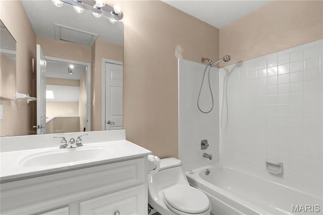 11620 Heather Dale Drive, Unincorporated, MO 63146