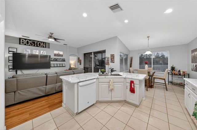 5839 MONTFORD DRIVE, Zephyrhills, FL 33541