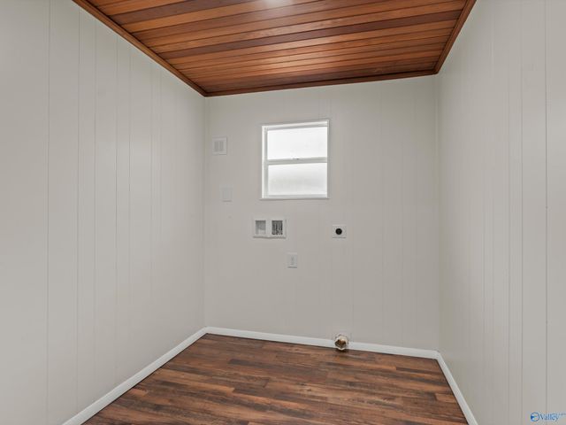 146 Lark Lane, Harvest, AL 35749