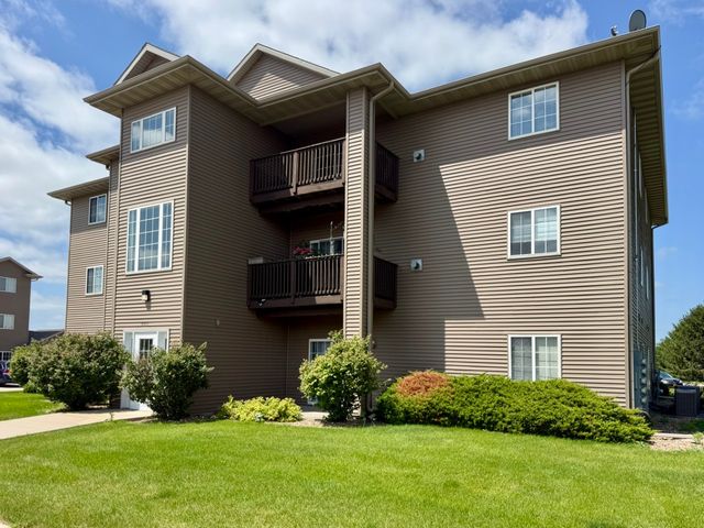 505 Penn Court 3, North Liberty, IA 52317