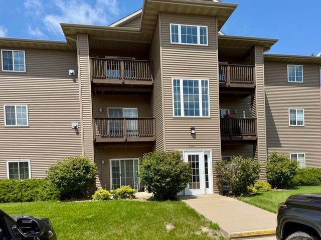 505 Penn Court 3, North Liberty, IA 52317