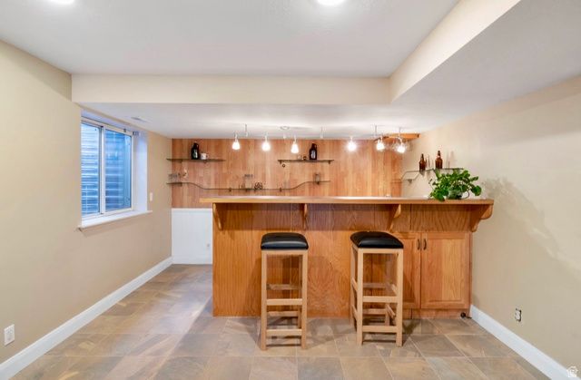 874 AVALON HILLS DR, Ogden, UT 84404