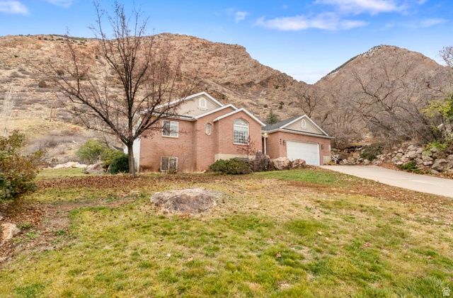 874 AVALON HILLS DR, Ogden, UT 84404