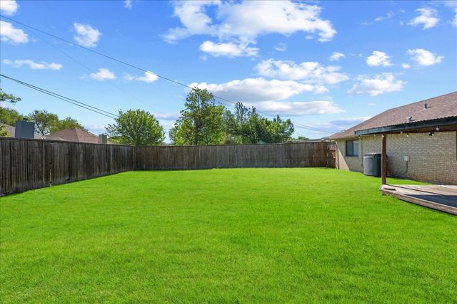 528 Carl C Senter Street, Forney, TX 75126