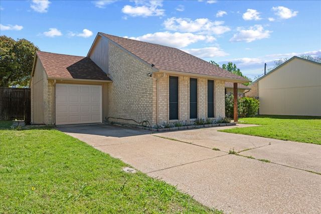 528 Carl C Senter Street, Forney, TX 75126