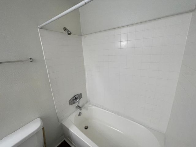 4708 WALDEN CIRCLE 1835, Orlando, FL 32811