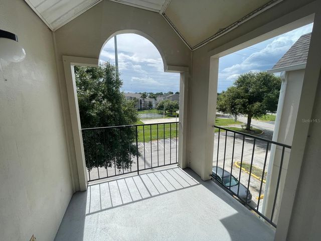 4708 WALDEN CIRCLE 1835, Orlando, FL 32811