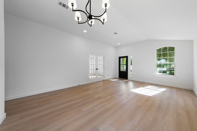 801 Sussex Drive, Mckinney, TX 75071