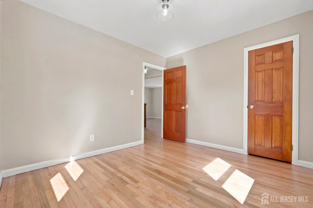 16 Eisenhower Avenue, Spotswood, NJ 08884