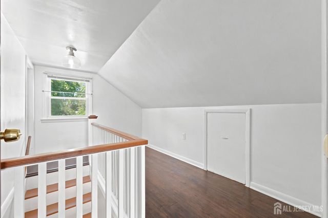 16 Eisenhower Avenue, Spotswood, NJ 08884