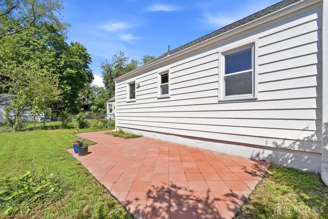 16 Eisenhower Avenue, Spotswood, NJ 08884