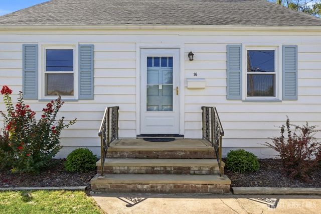 16 Eisenhower Avenue, Spotswood, NJ 08884
