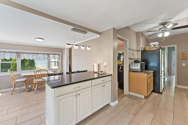 36 Lakeview Avenue, Scarsdale, NY 10583