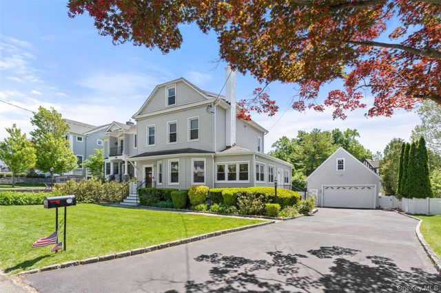 36 Lakeview Avenue, Scarsdale, NY 10583