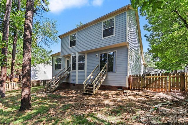 8313 Belstead Brook Court, Charlotte, NC 28216