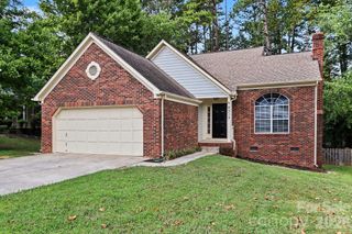 8313 Belstead Brook Court, Charlotte, NC 28216