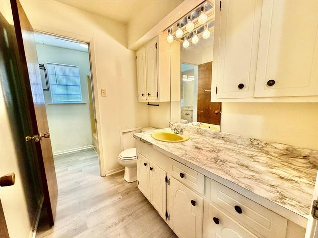 923 North Nellius Street, Woodville, TX 75979