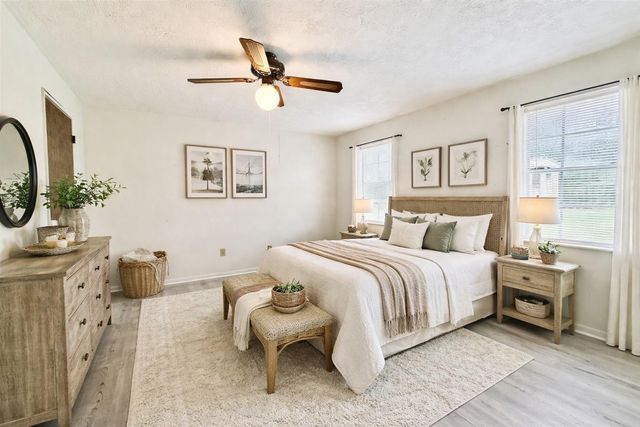 923 North Nellius Street, Woodville, TX 75979