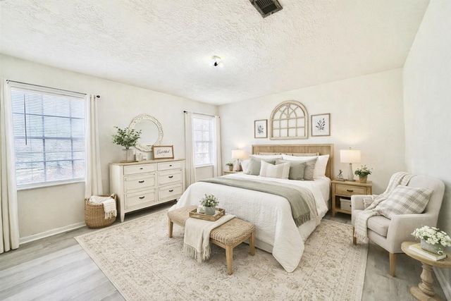 923 North Nellius Street, Woodville, TX 75979