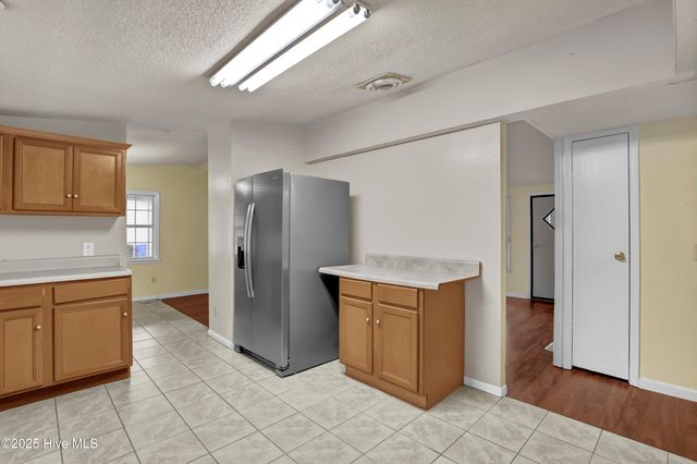 250 Bream Street, Holly Ridge, NC 28445