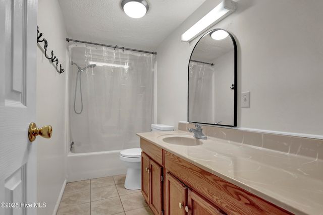 250 Bream Street, Holly Ridge, NC 28445