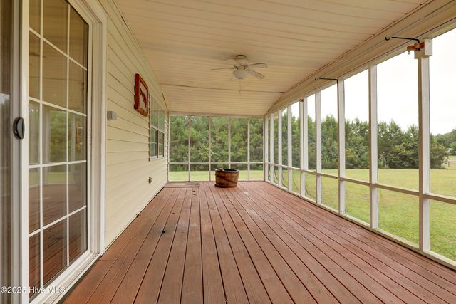 250 Bream Street, Holly Ridge, NC 28445