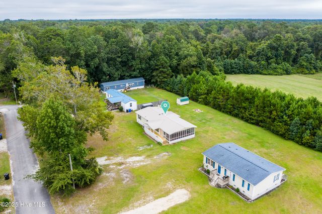 250 Bream Street, Holly Ridge, NC 28445