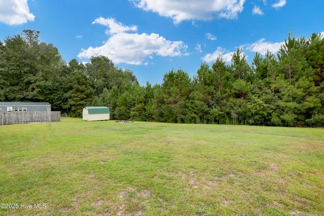 250 Bream Street, Holly Ridge, NC 28445