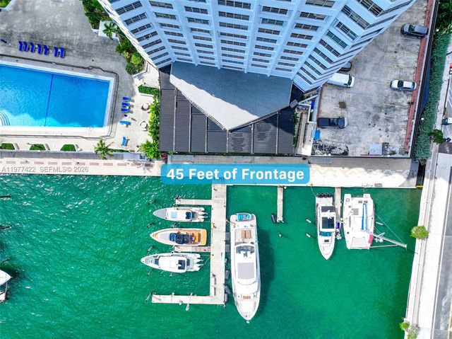 801 Brickell Bay Dr 4C042, Miami, FL 33131
