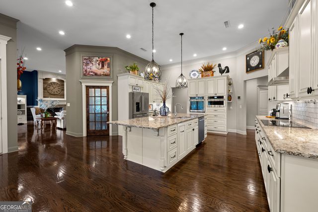 2175 Bear Creek Road, Moreland, GA 30259