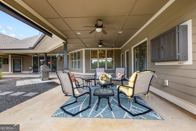 2175 Bear Creek Road, Moreland, GA 30259
