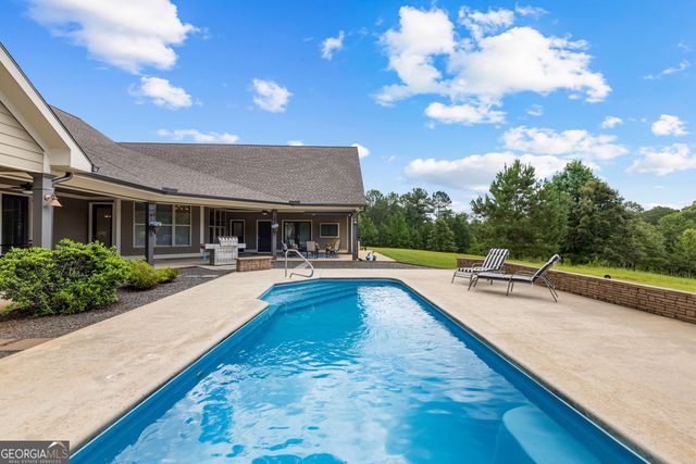 2175 Bear Creek Road, Moreland, GA 30259