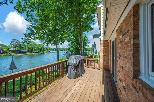 314 BIRCHSIDE CIR, Locust Grove, VA 22508