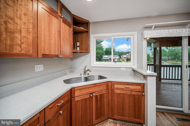 314 BIRCHSIDE CIR, Locust Grove, VA 22508
