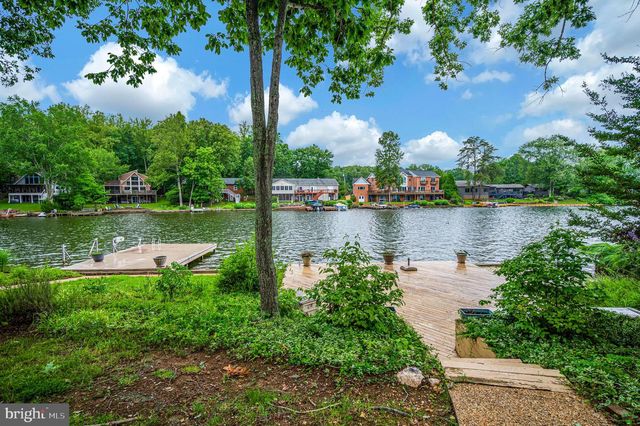 314 BIRCHSIDE CIR, Locust Grove, VA 22508