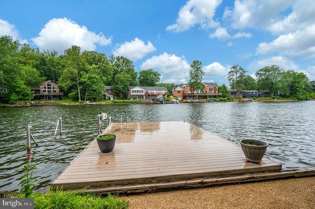 314 BIRCHSIDE CIR, Locust Grove, VA 22508