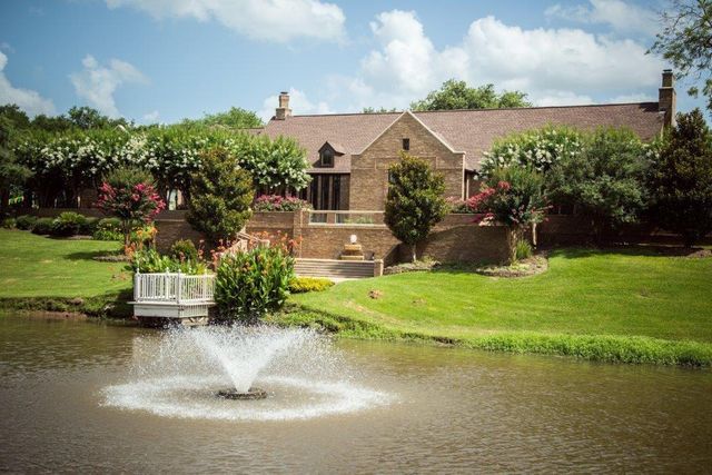 4218 Westerdale Drive, Fulshear, TX 77441