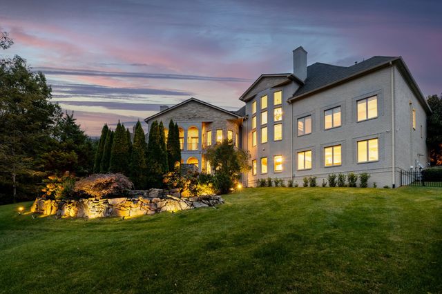 1415 Richland Woods Ln, Brentwood, TN 37027