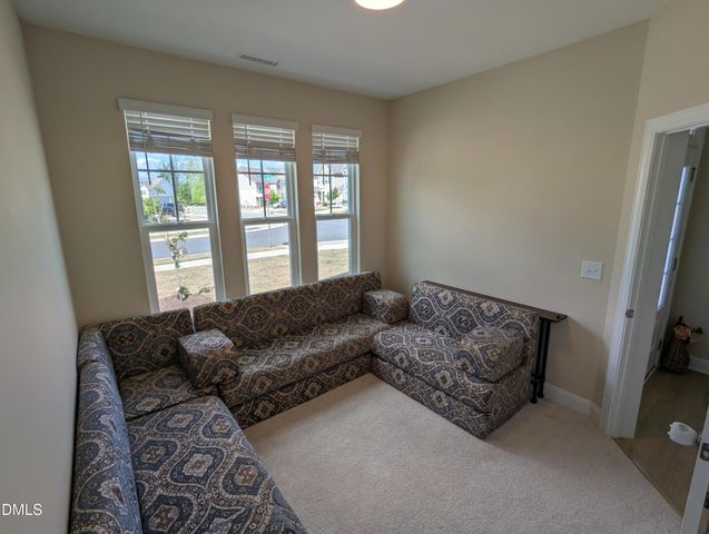 101 Faxton Way, Holly Springs, NC 27540