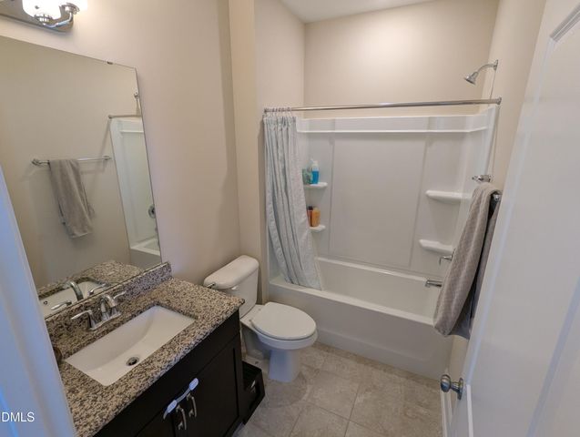 101 Faxton Way, Holly Springs, NC 27540