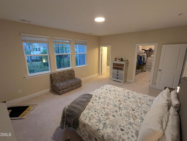 101 Faxton Way, Holly Springs, NC 27540