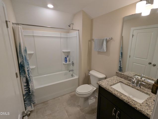 101 Faxton Way, Holly Springs, NC 27540