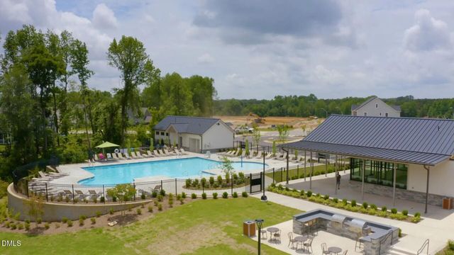 101 Faxton Way, Holly Springs, NC 27540