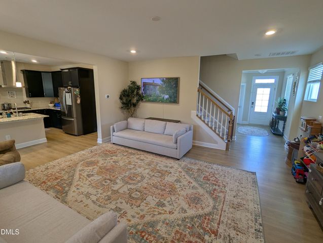 101 Faxton Way, Holly Springs, NC 27540