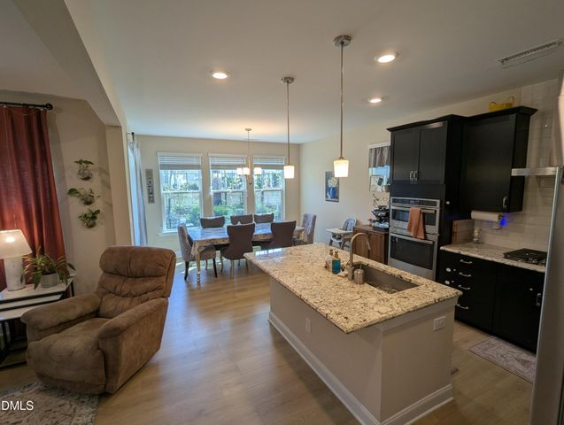 101 Faxton Way, Holly Springs, NC 27540